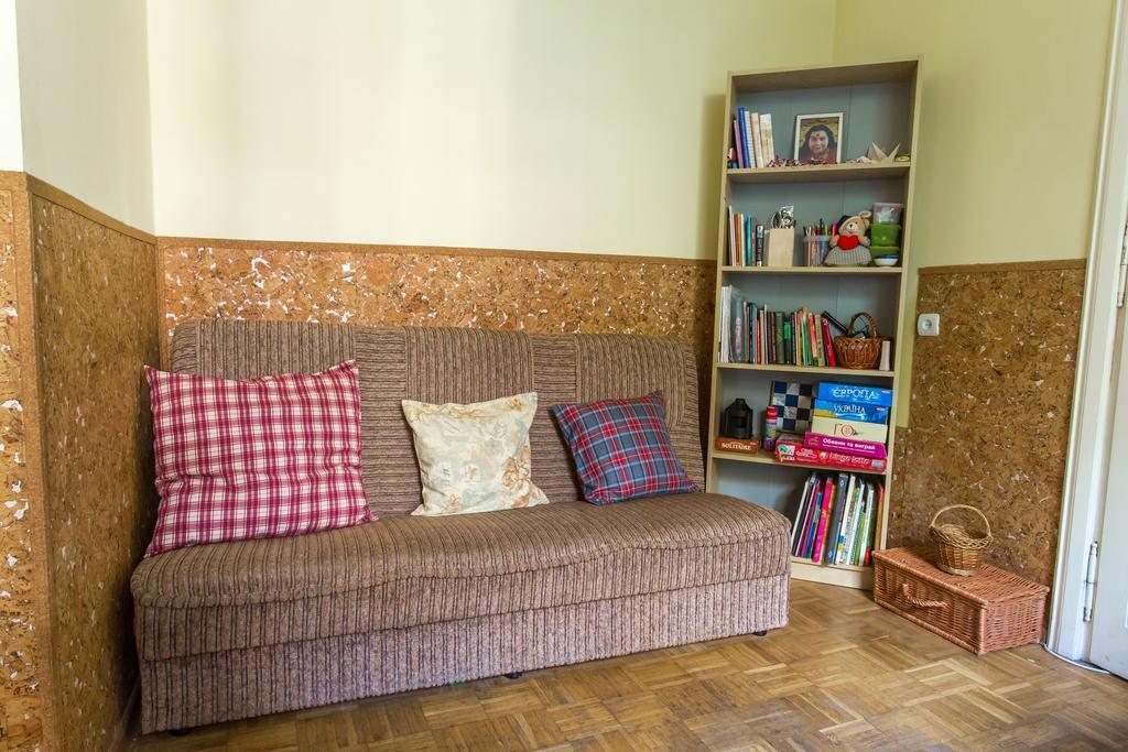 Magic Bus Hostel Lviv Dış mekan fotoğraf